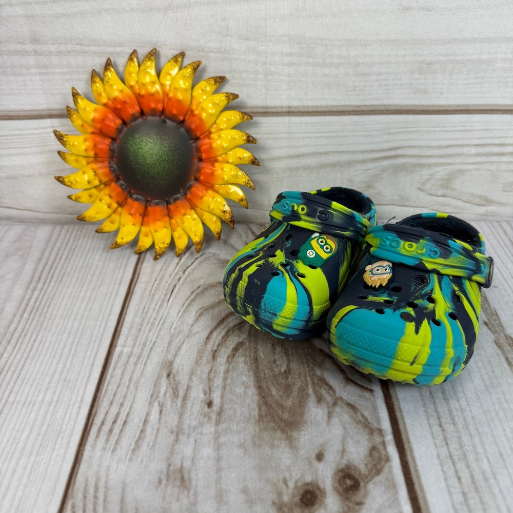 Crocs Kids' Fun Lab Minions Clog Blue Green Yellow Size 6C